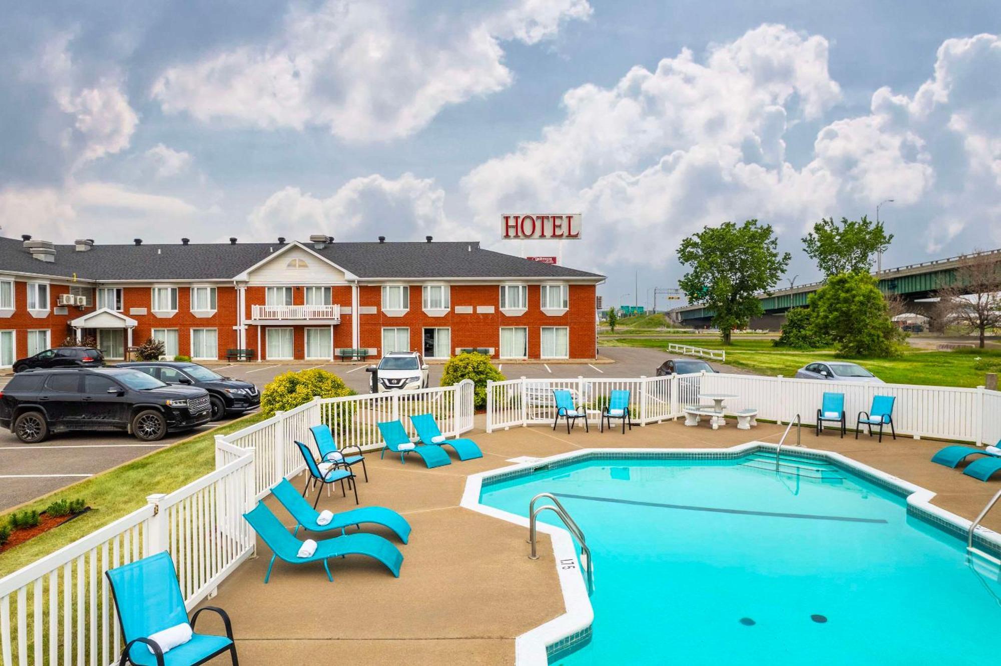 Les Suites De Laviolette Ascend Hotel Collection Trois-Rivieres Ngoại thất bức ảnh