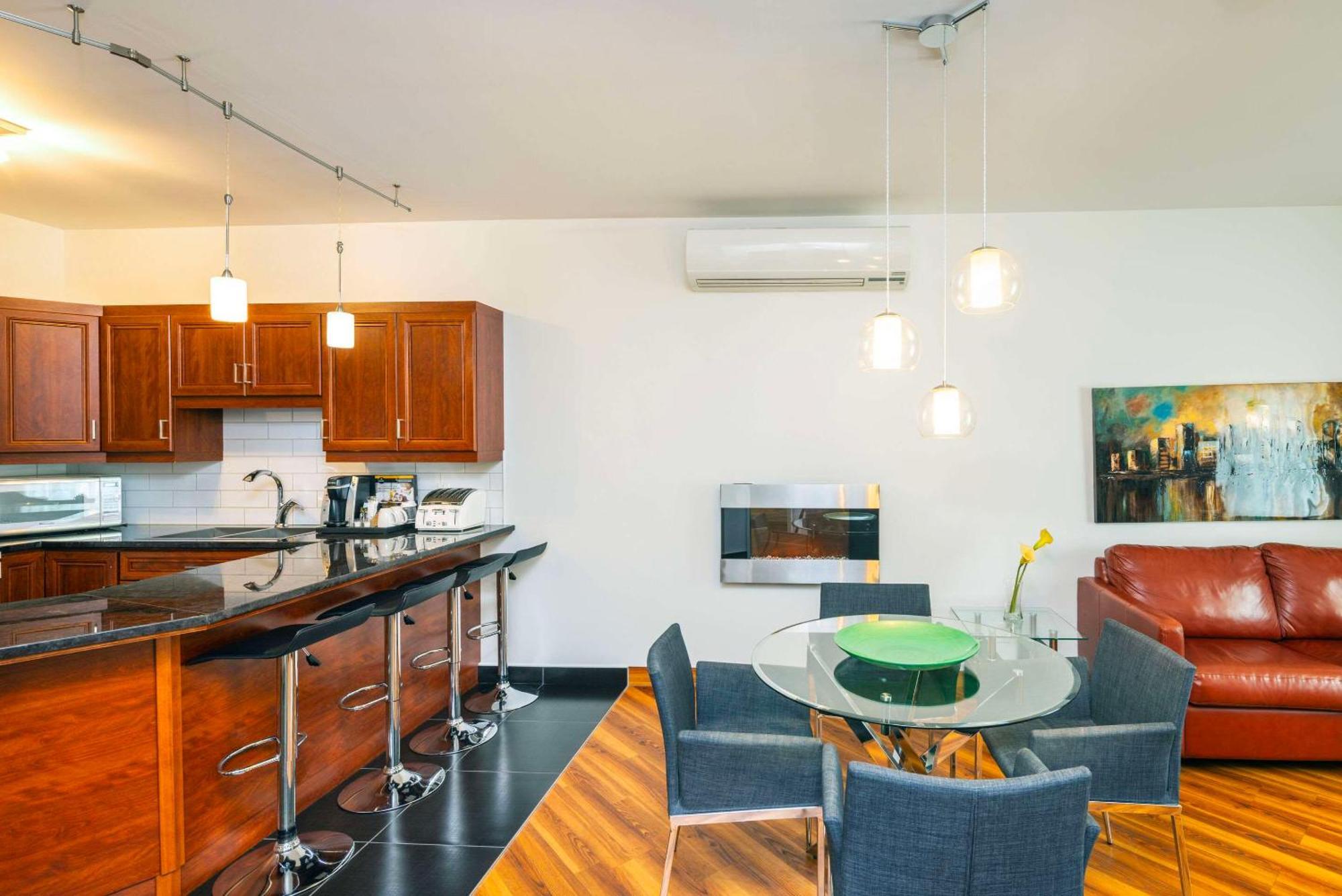Les Suites De Laviolette Ascend Hotel Collection Trois-Rivieres Ngoại thất bức ảnh