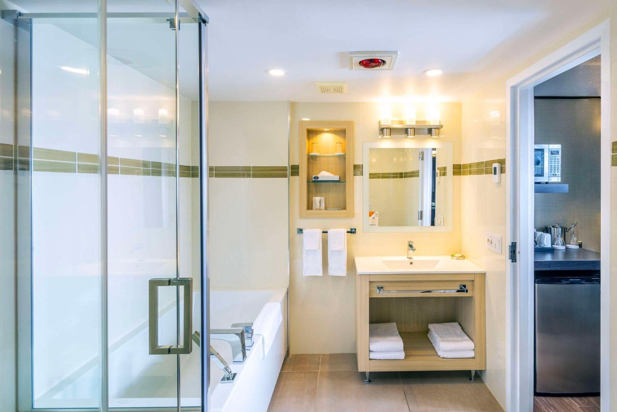 Les Suites De Laviolette Ascend Hotel Collection Trois-Rivieres Ngoại thất bức ảnh