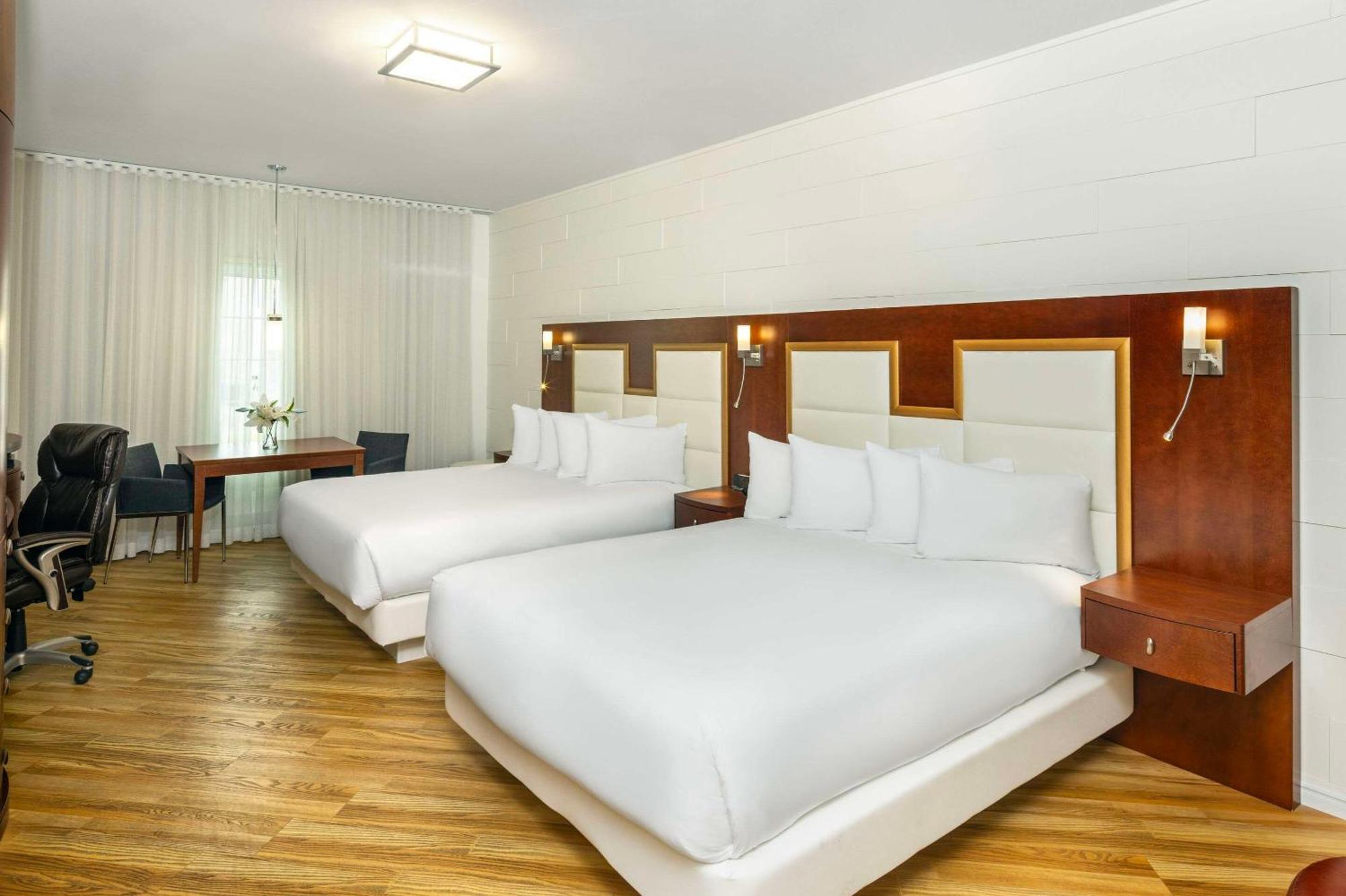 Les Suites De Laviolette Ascend Hotel Collection Trois-Rivieres Ngoại thất bức ảnh