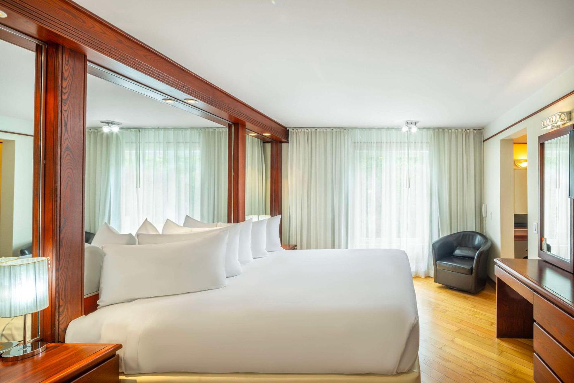 Les Suites De Laviolette Ascend Hotel Collection Trois-Rivieres Ngoại thất bức ảnh