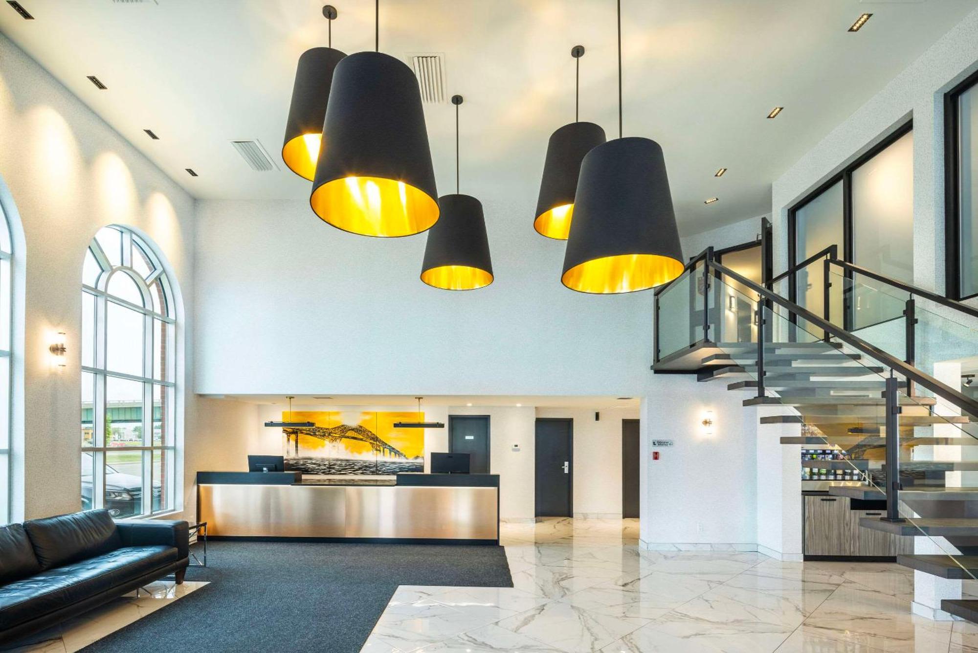 Les Suites De Laviolette Ascend Hotel Collection Trois-Rivieres Ngoại thất bức ảnh